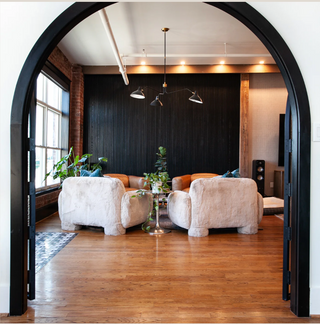 Accent & Dining Chairs